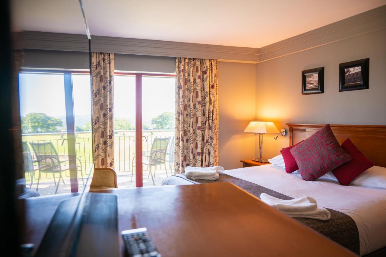 Bryn Meadows Golf, Hotel & Spa Блэквуд Экстерьер фото