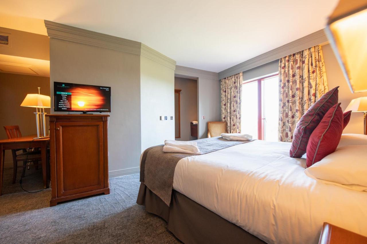 Bryn Meadows Golf, Hotel & Spa Блэквуд Экстерьер фото