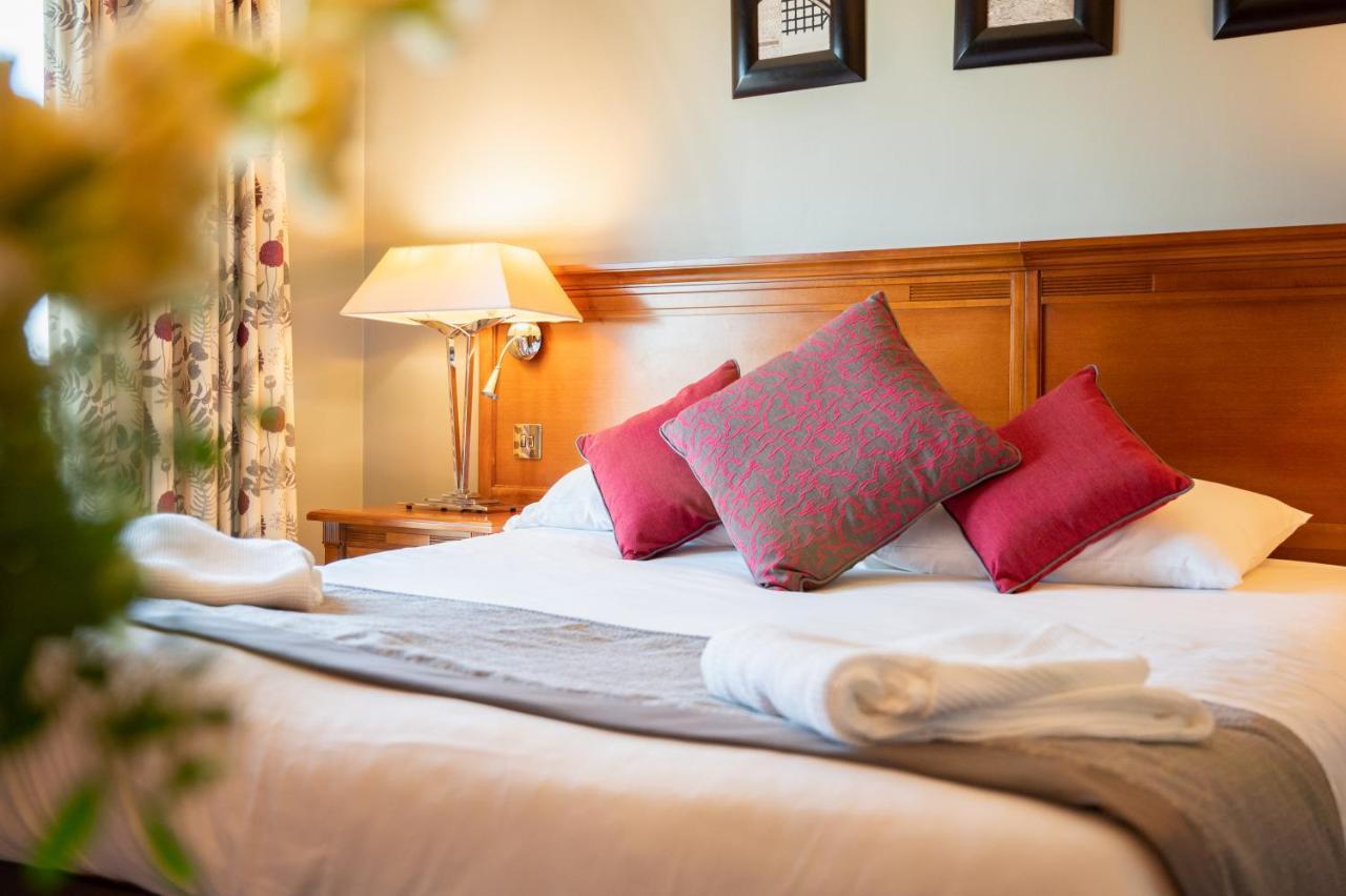Bryn Meadows Golf, Hotel & Spa Блэквуд Экстерьер фото
