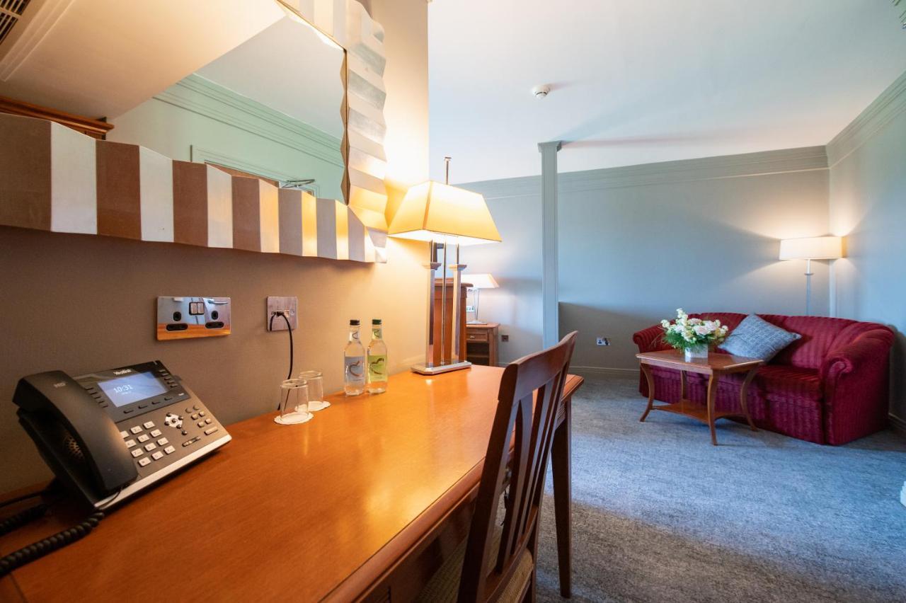Bryn Meadows Golf, Hotel & Spa Блэквуд Экстерьер фото