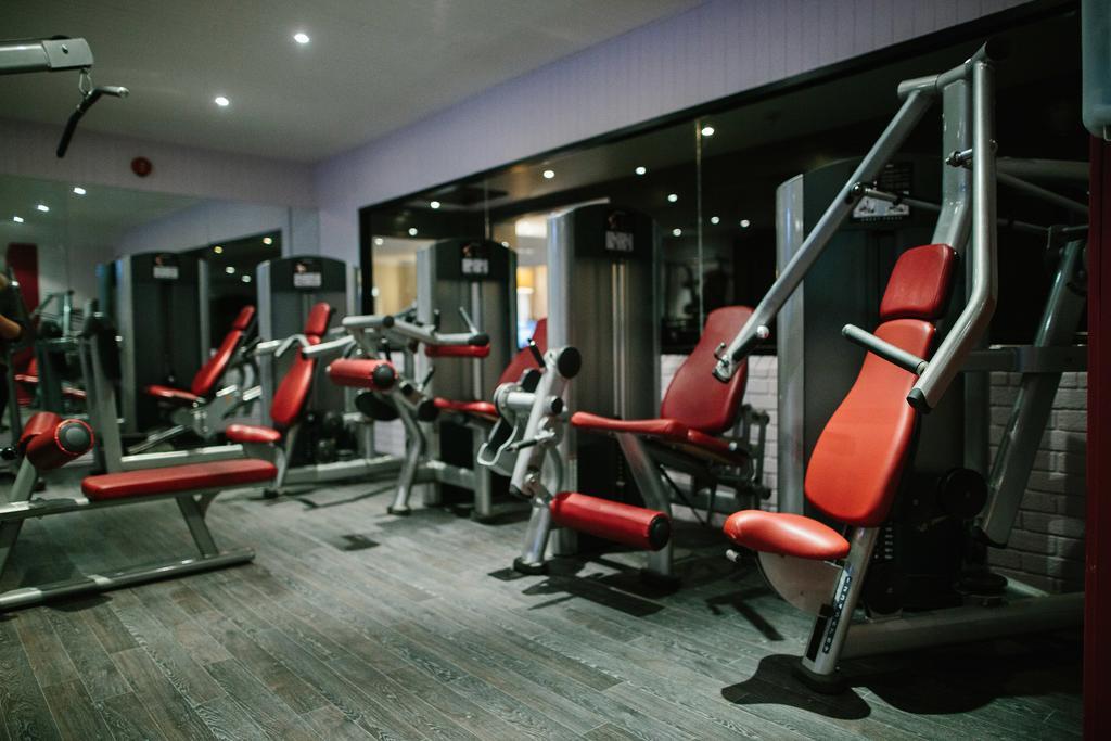 Bryn Meadows Golf, Hotel & Spa Блэквуд Экстерьер фото