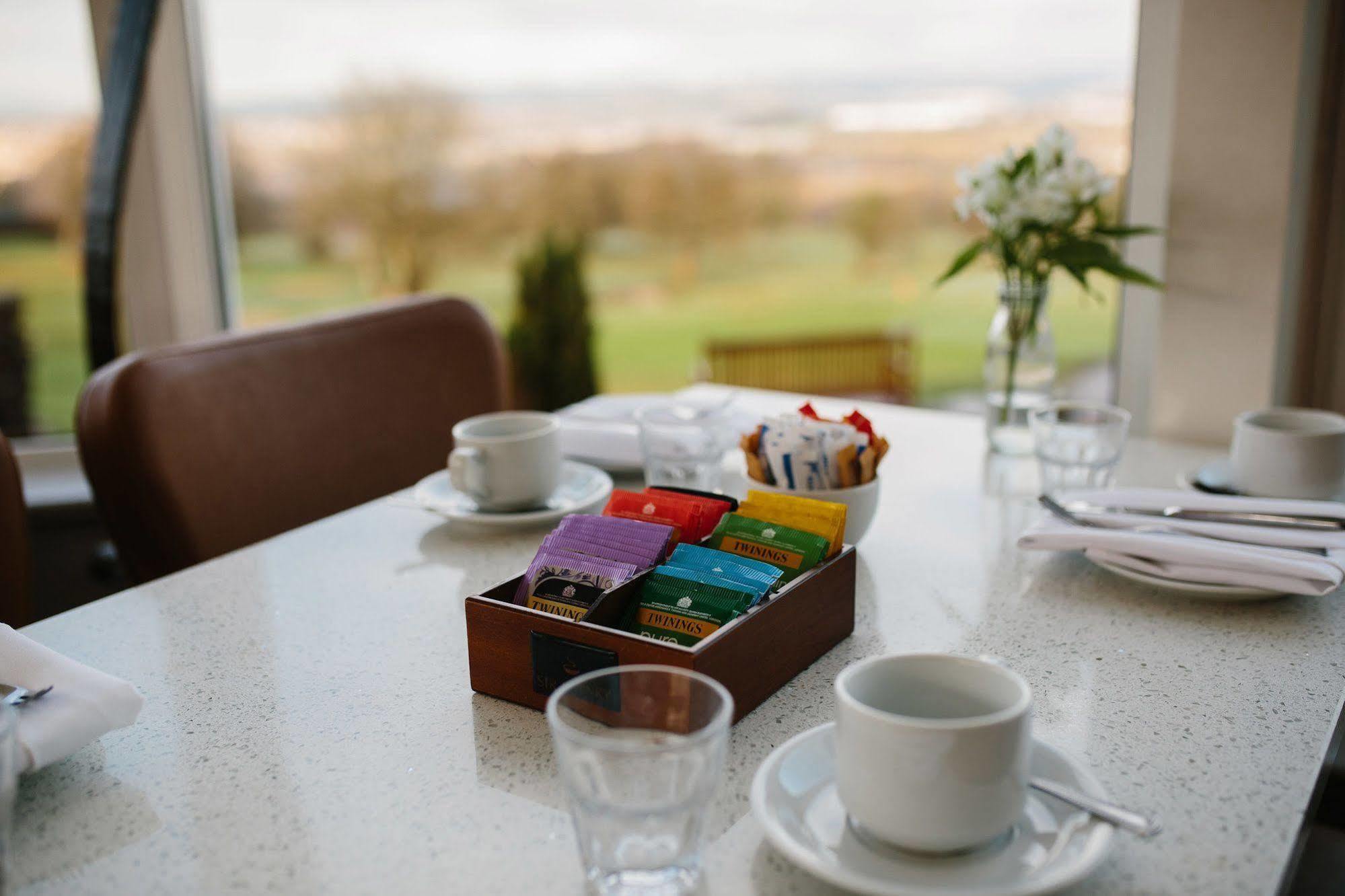 Bryn Meadows Golf, Hotel & Spa Блэквуд Экстерьер фото