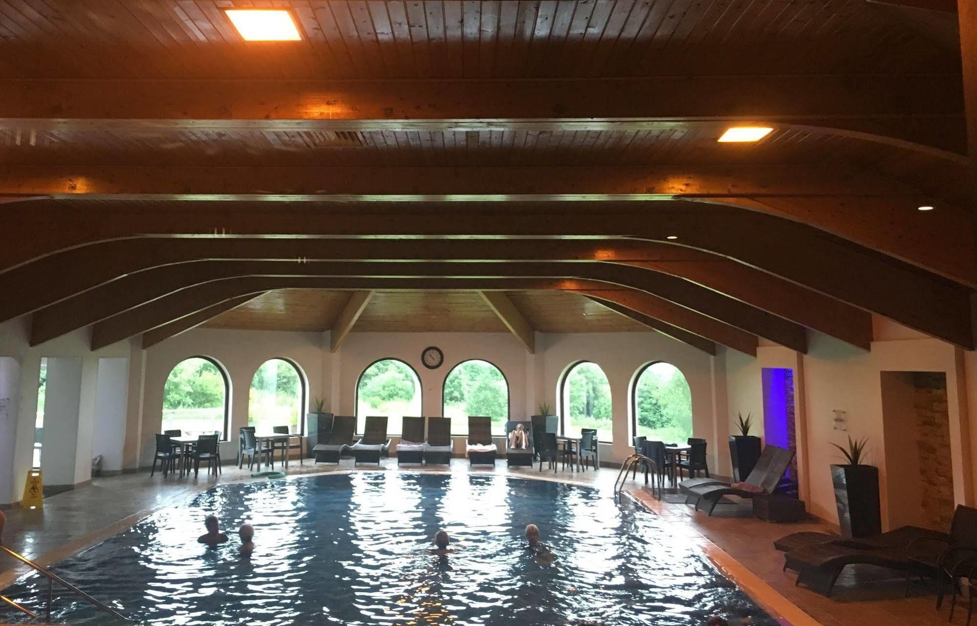 Bryn Meadows Golf, Hotel & Spa Блэквуд Экстерьер фото
