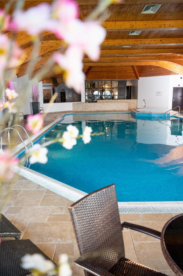 Bryn Meadows Golf, Hotel & Spa Блэквуд Экстерьер фото